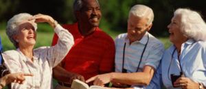Tham gia bảo hiểm nhân thọ – Thói quen cần có để tích lũy tuổi già